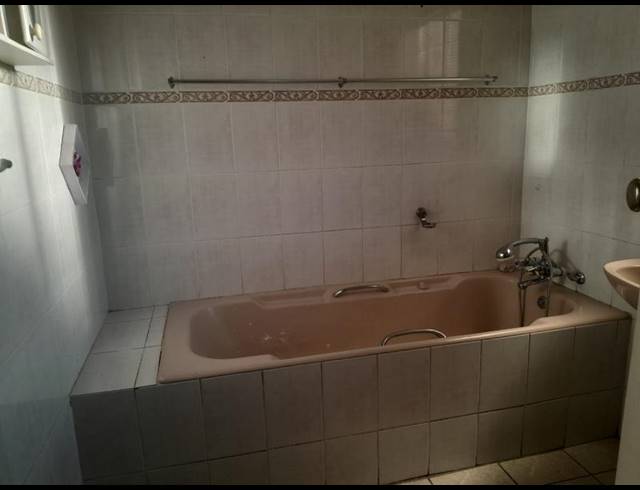 4 BEDROOM HOUSE FOR SALE IN LAMBTON